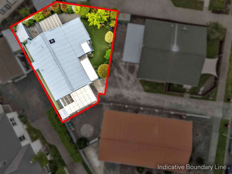 2/17 Townshend Crescent Greenmeadows_17