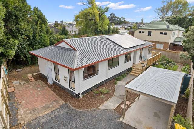 Pocket of peace near Pakuranga Plaza!