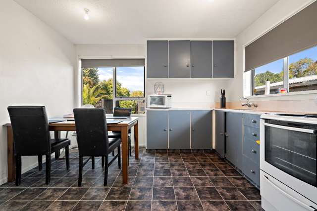 2/50 Valecrest Avenue Parklands_1