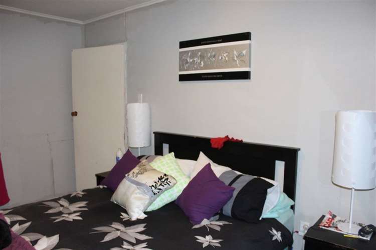 89 Chaucer Street Milton_7