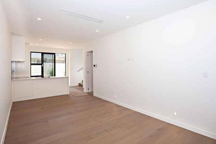 43c Empire Road Epsom_5