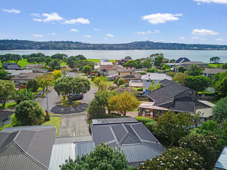 15A Claresholm place Mangere Bridge_11