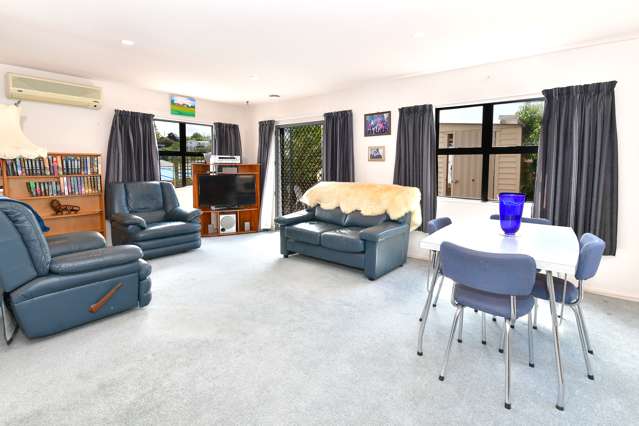 6/670 Whangaparaoa Road Stanmore Bay_1