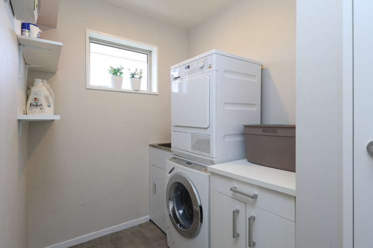 16 Istana Place Britannia Heights_22