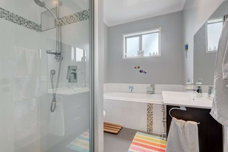 16 Fantail Crescent Maraetai_15