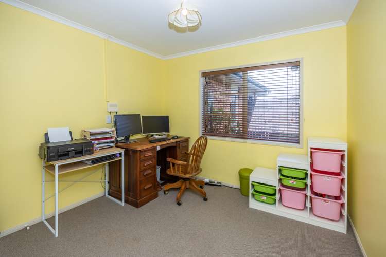 60 Cowley Drive Leamington_29