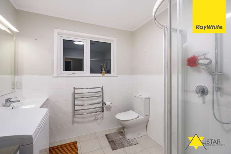 115 Vodanovich Road Te Atatu South_5