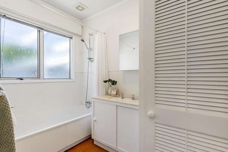 10/66 Victoria Road Devonport_13