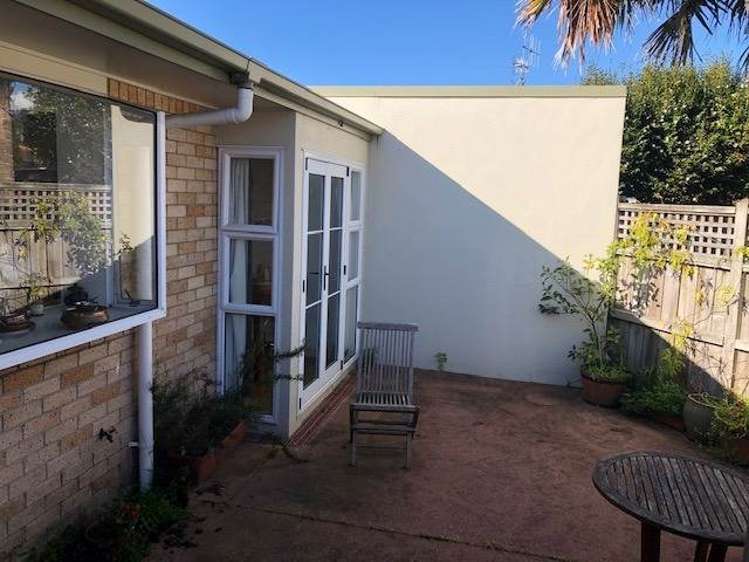 16A Bristol Avenue Brookfield_1