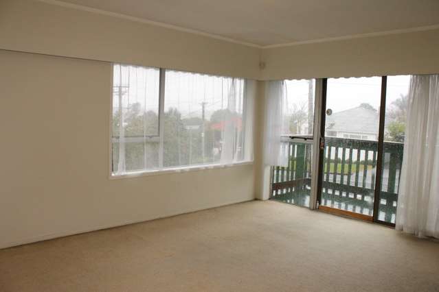 2/126 Lynwood Road New Lynn_4