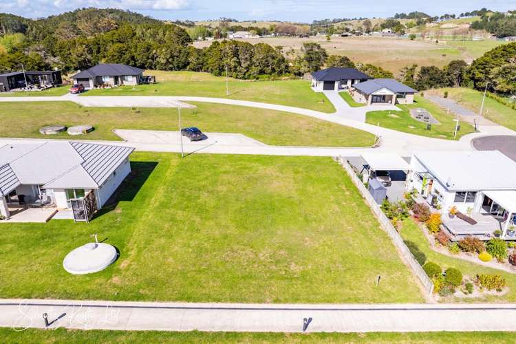 3 Manaaki Circle Paparoa_9