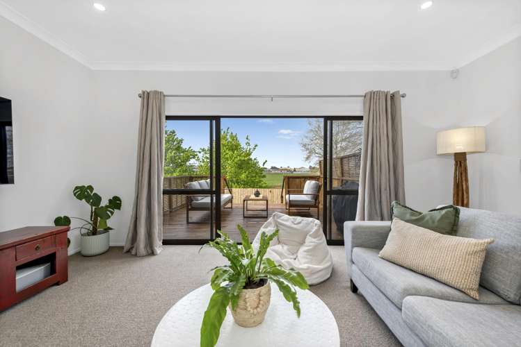 26 Parramatta Place Botany Downs_2