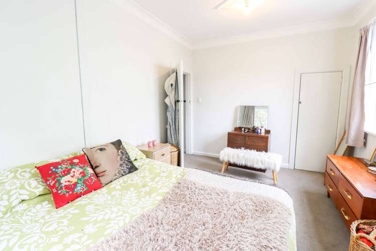 33 Rewa Street Takaro_13