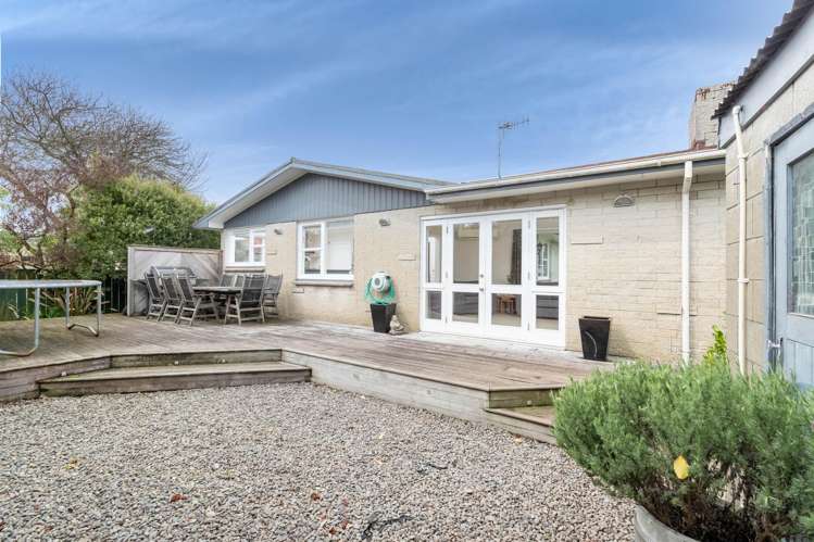 44 Longfellow Street Trentham_1