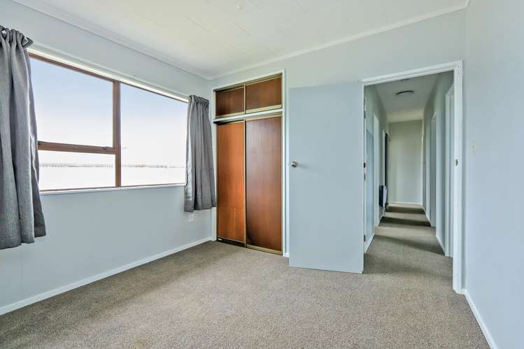 3 Stonehaven Street Flaxmere_13