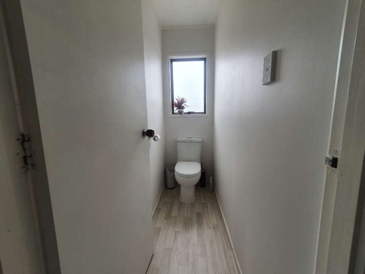 1 Oakmont Place Wattle Downs_9