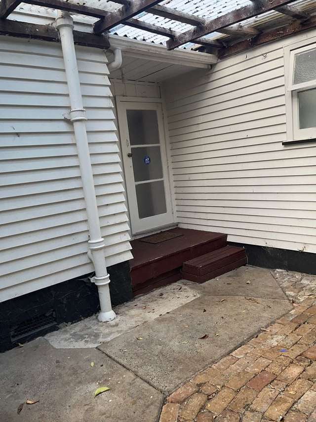 43 McCullough Avenue Mount Roskill_1