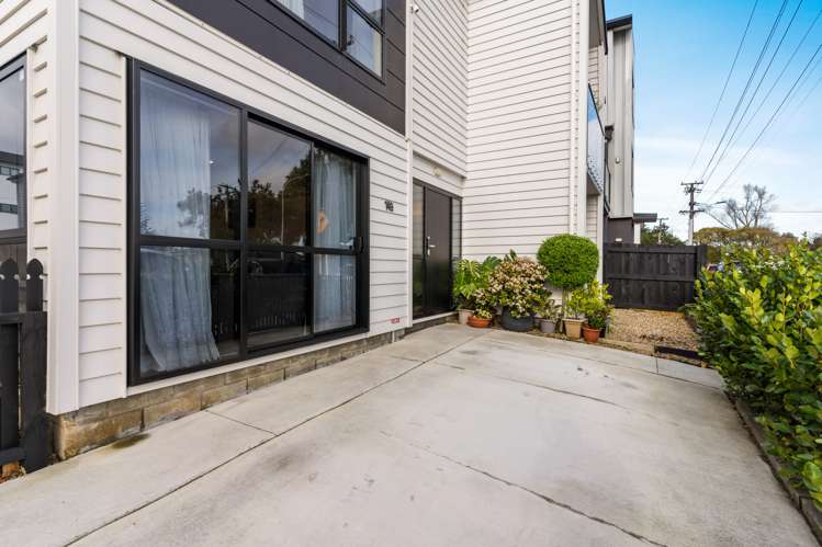 149 Russell Road Manurewa_3