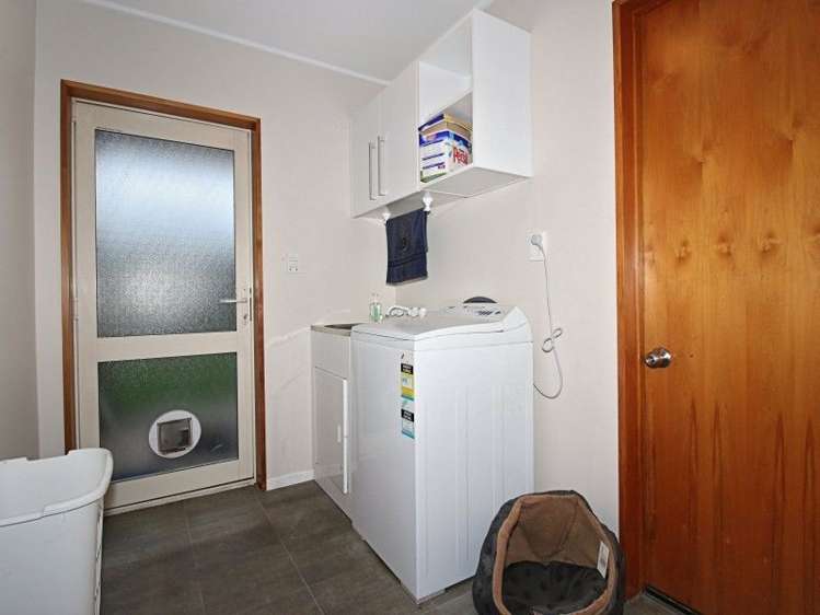 467 North Road Waikiwi_15