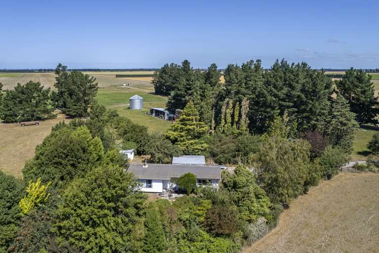 193 Coplands Road Chertsey_17