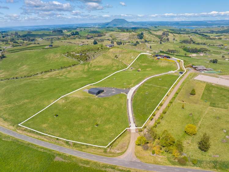 155 Whakaroa Road Kinloch_37