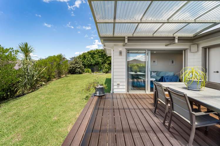 22 Woodridge Drive Stanmore Bay_10