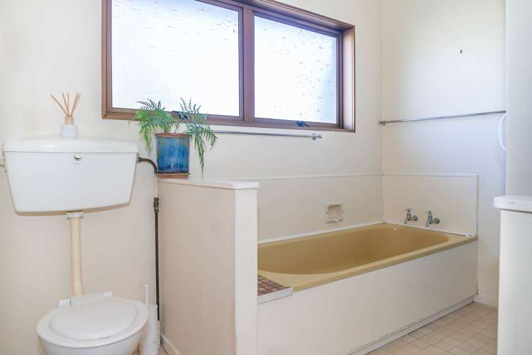 3b Feary Crescent Takaka_10