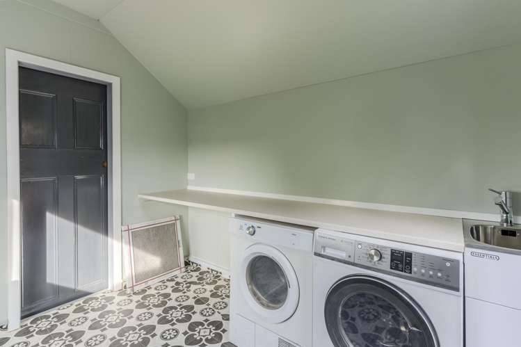 7 Mosgiel Street Mornington_16