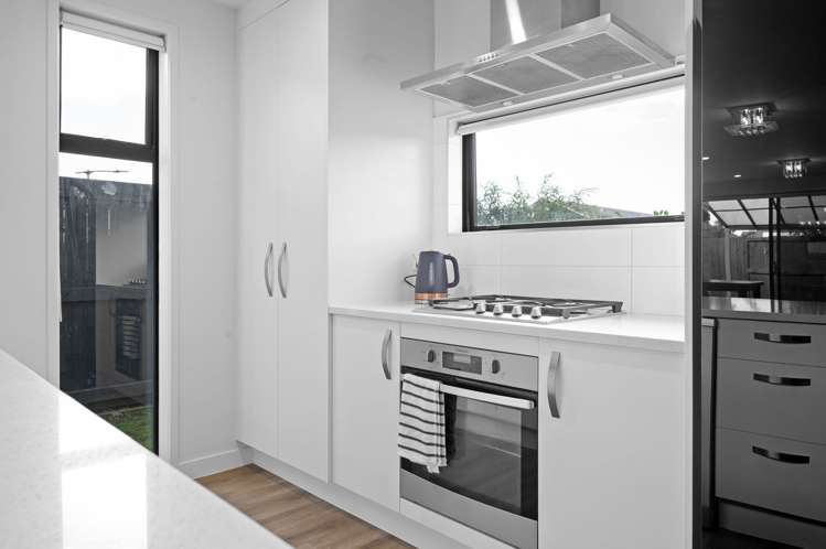 15 Trewern Avenue_2