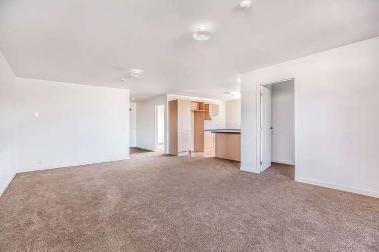 13/241 Hinemoa Street Birkenhead_2