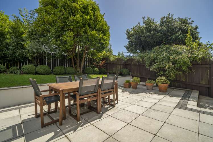 1 Brasenose Place Tawa_21