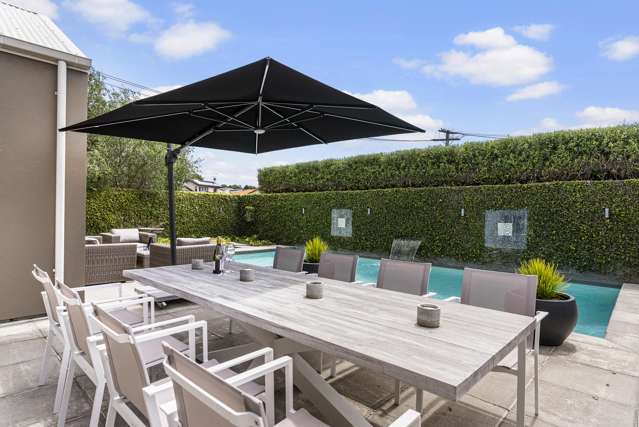 51 Beach Road Mellons Bay_3