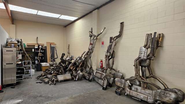 3A, 62 Henderson Valley Road Henderson_4