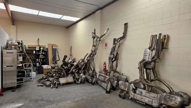 3A, 62 Henderson Valley Road Henderson_4