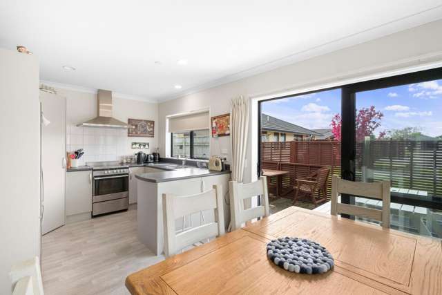 30 Ian Peter Way Otaki_2