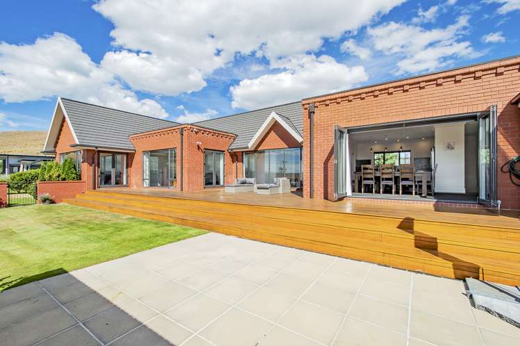 1 The Ridge Kennedys Bush_15