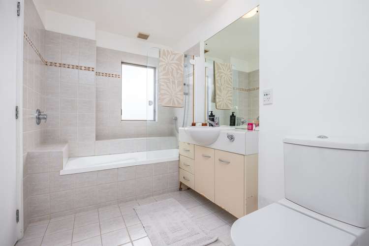 11B/125A Hobson Street Auckland Central_8