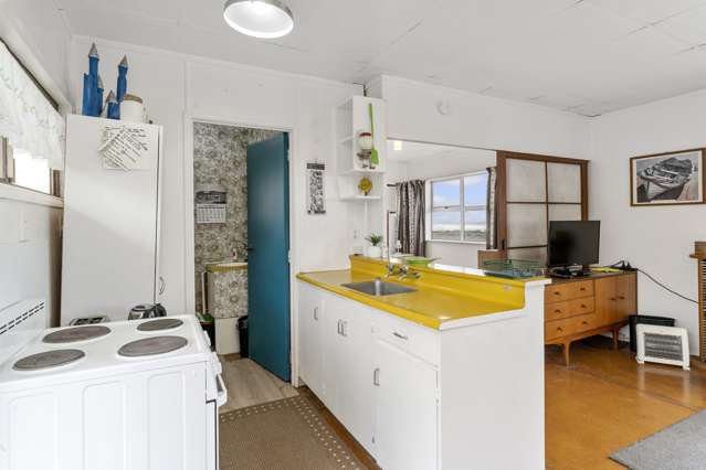 224 Marine Parade Otaki Beach_2