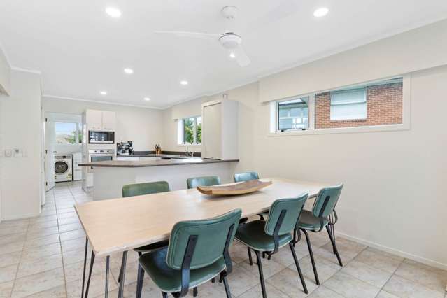 94 Pleasant Road Titirangi_3