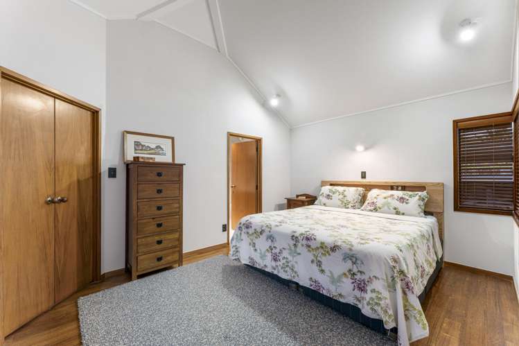 12 Elana Court Conifer Grove_15