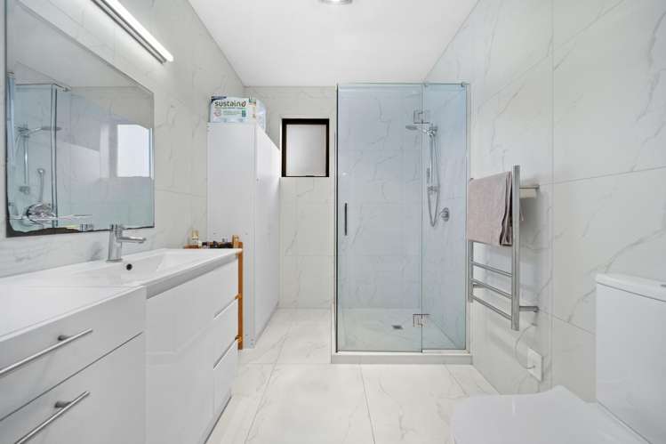 31 Tims Crescent Flat Bush_8