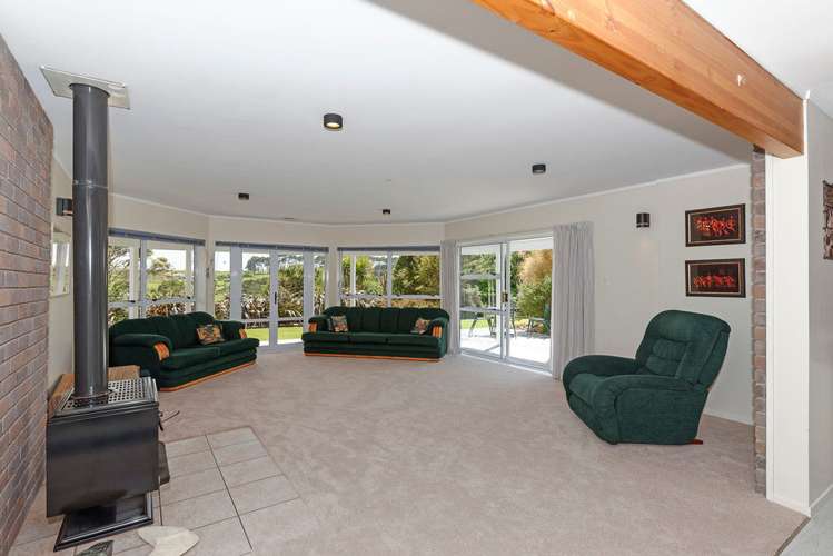 16 Wairere Road Waitakere_15