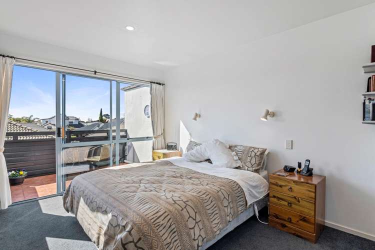 11 Highgrove Way The Wood_13