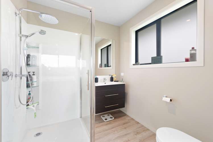 11 Tui Place Edendale_18