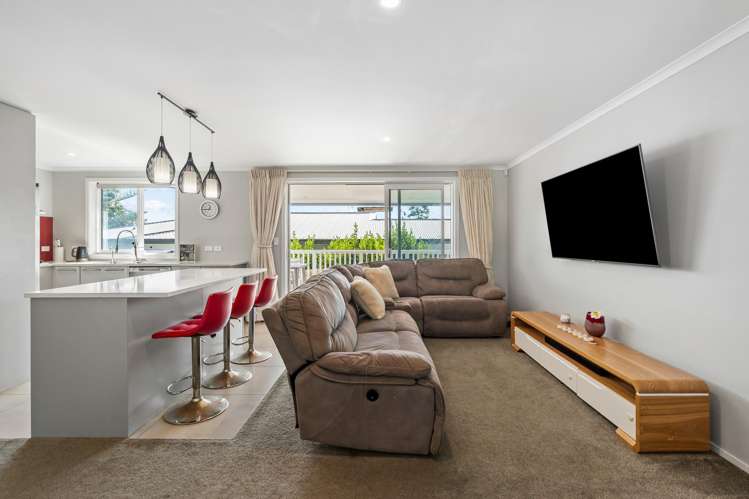 135a Rosier Road Glen Eden_7