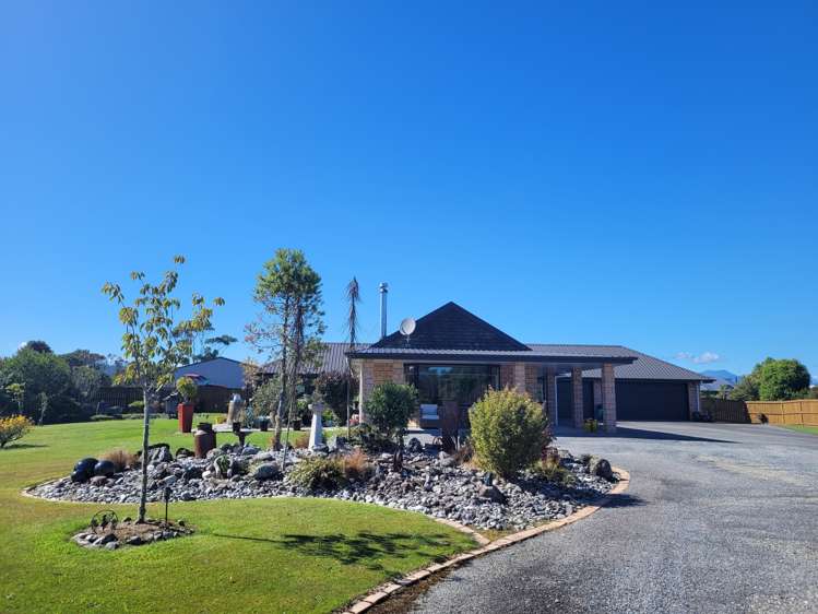 106 Brickfield Road Hokitika_4