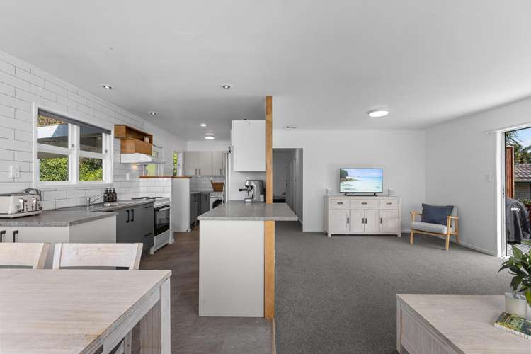 47 Welcome Bay Road Welcome Bay_2