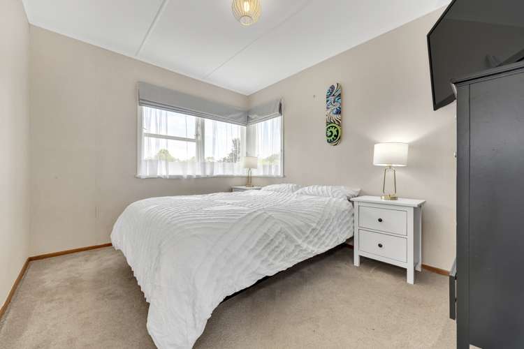 15 Waikaremoana Place Pakuranga Heights_18