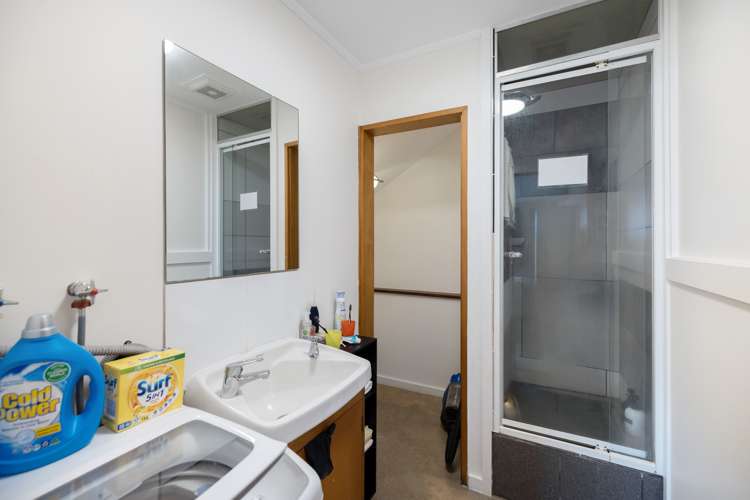 8 Avalon Crescent Fernhill/Sunshine Bay_27