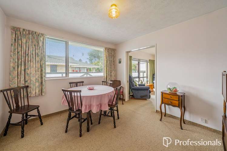 12A Korau Grove Stokes Valley_7